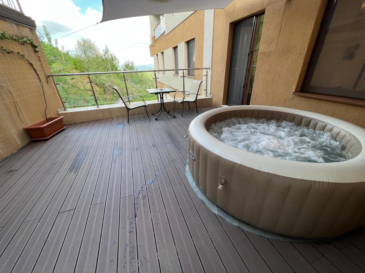 Coroni Studio With Jacuzzi Braşov Eksteriør bilde